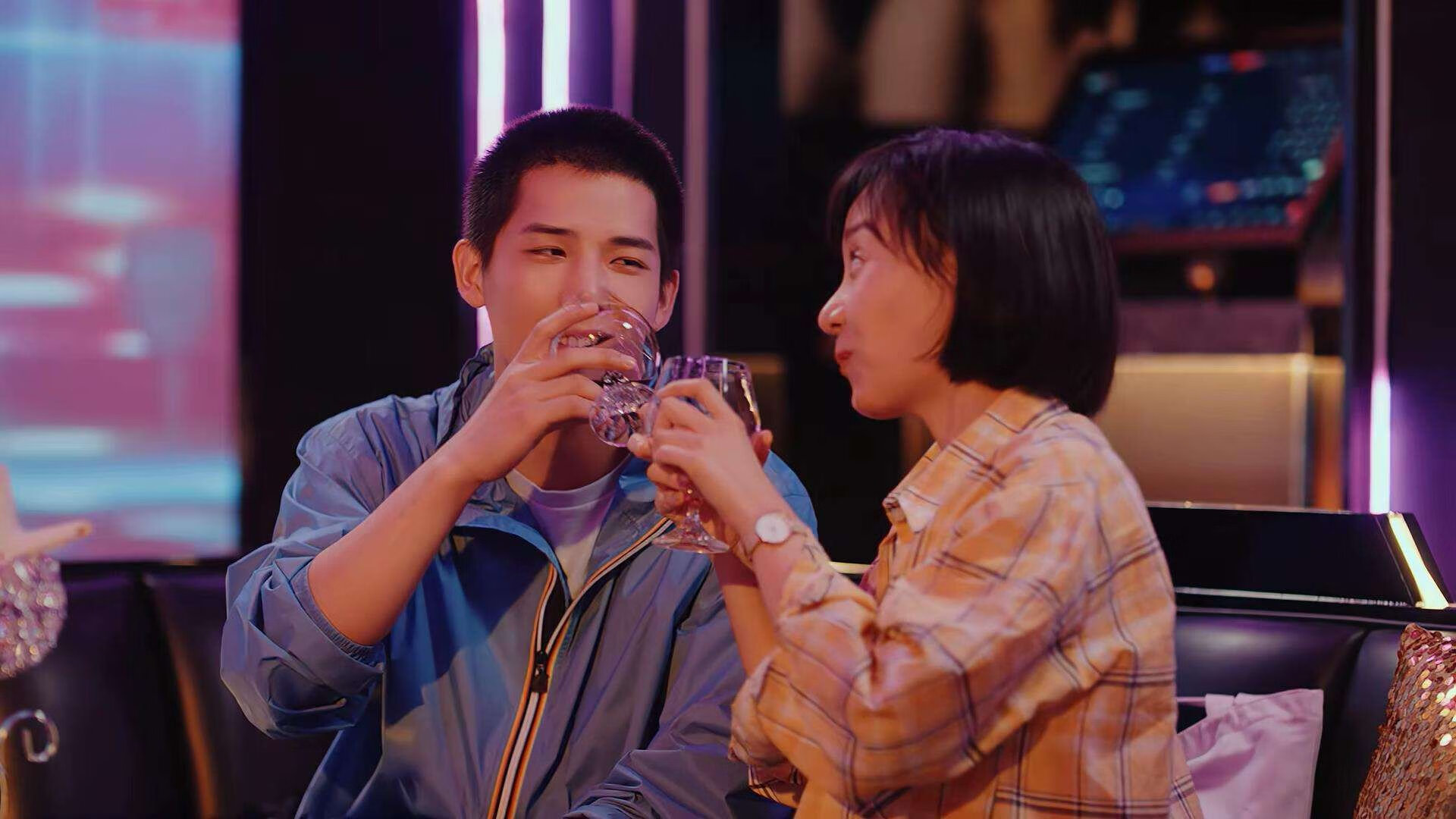 城市自行车改装秀:速度与个性的融合,自行车改装车