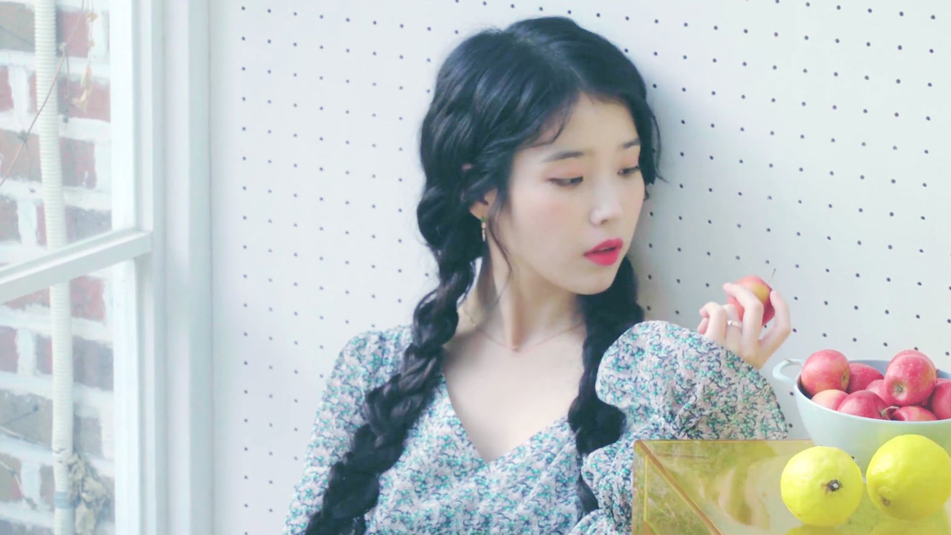 球队防守端加强协作减少漏人和失误提升整体防线稳定性，1.防守有球队员技术的基本要求