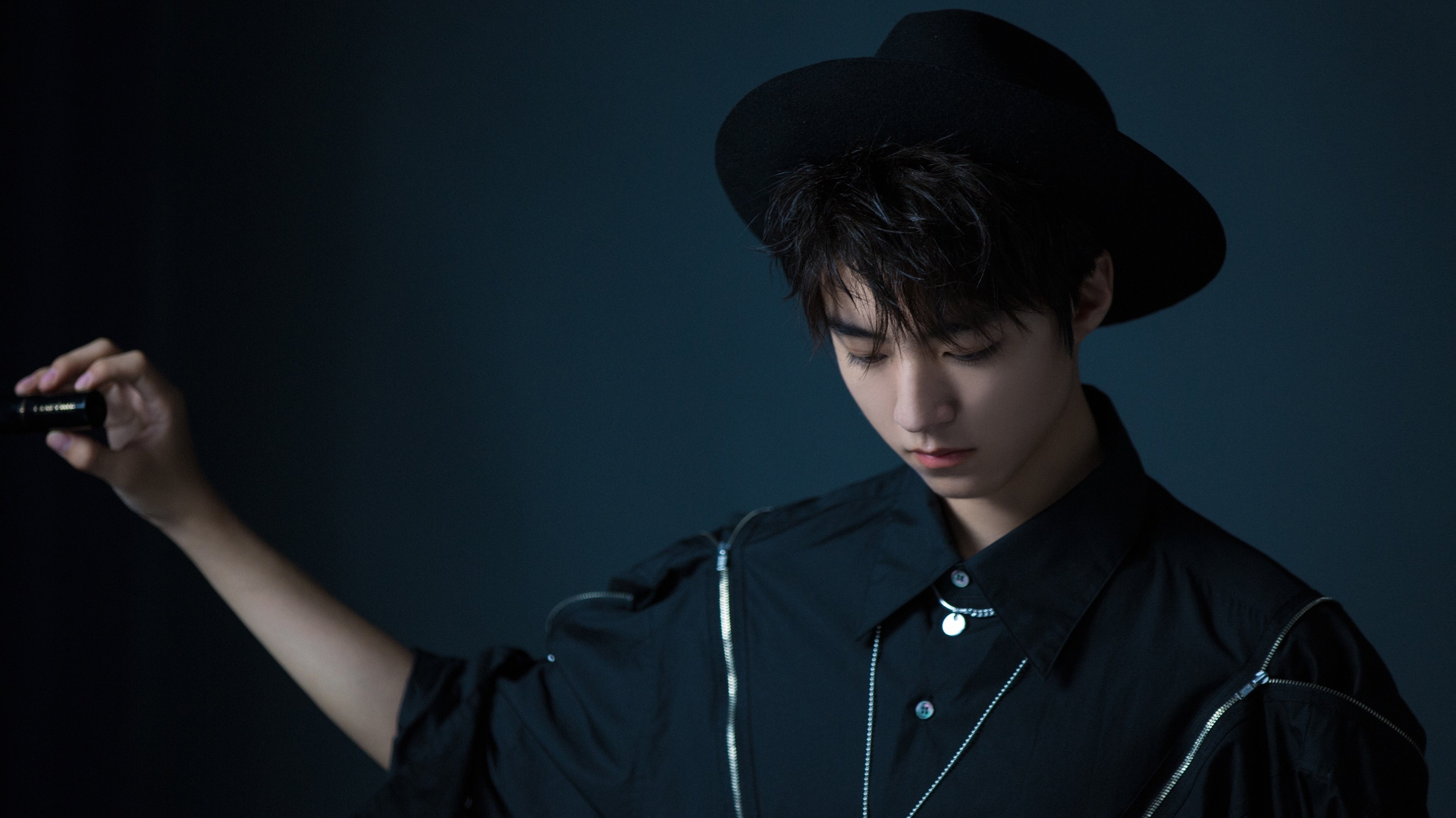 跳水难度升级吉尔吉斯斯坦勇于挑战，吉尔吉斯斯坦金牌